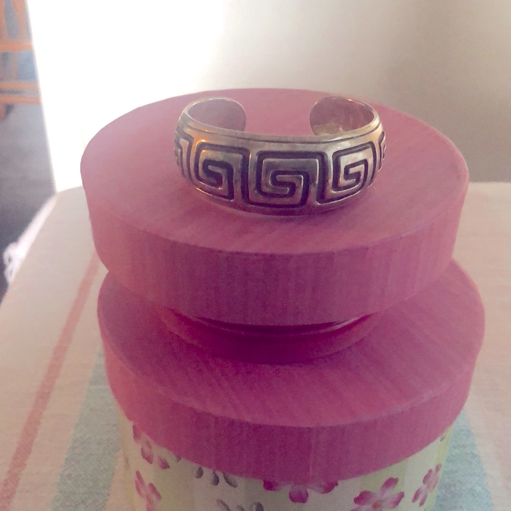 Solid silver cuffed bracelet